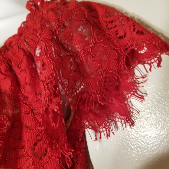 Tobi Red Lace Crop Top - Picture 6 of 8